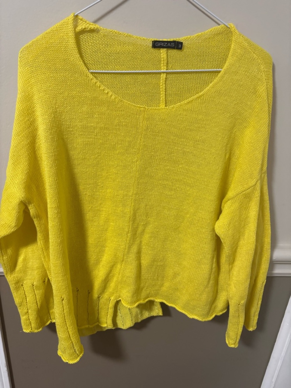 Grizas Women's Bright Yellow Scoop Neck Lightweight Knit Sweater